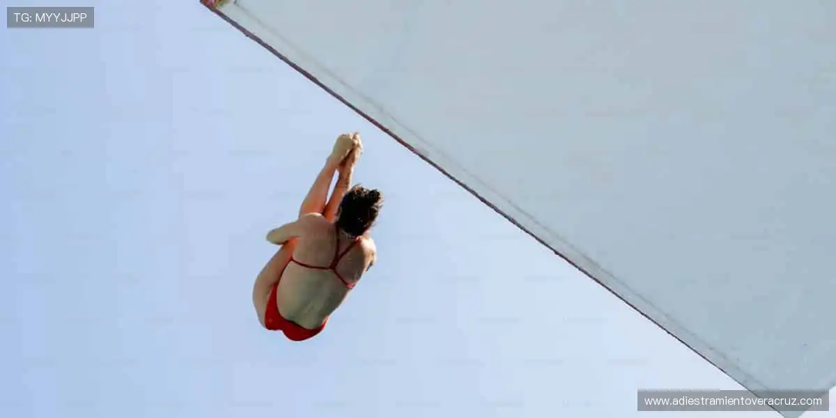 🎮互动直播，弹幕狂欢！🎉参与竞猜，赢取丰厚赛事好礼！